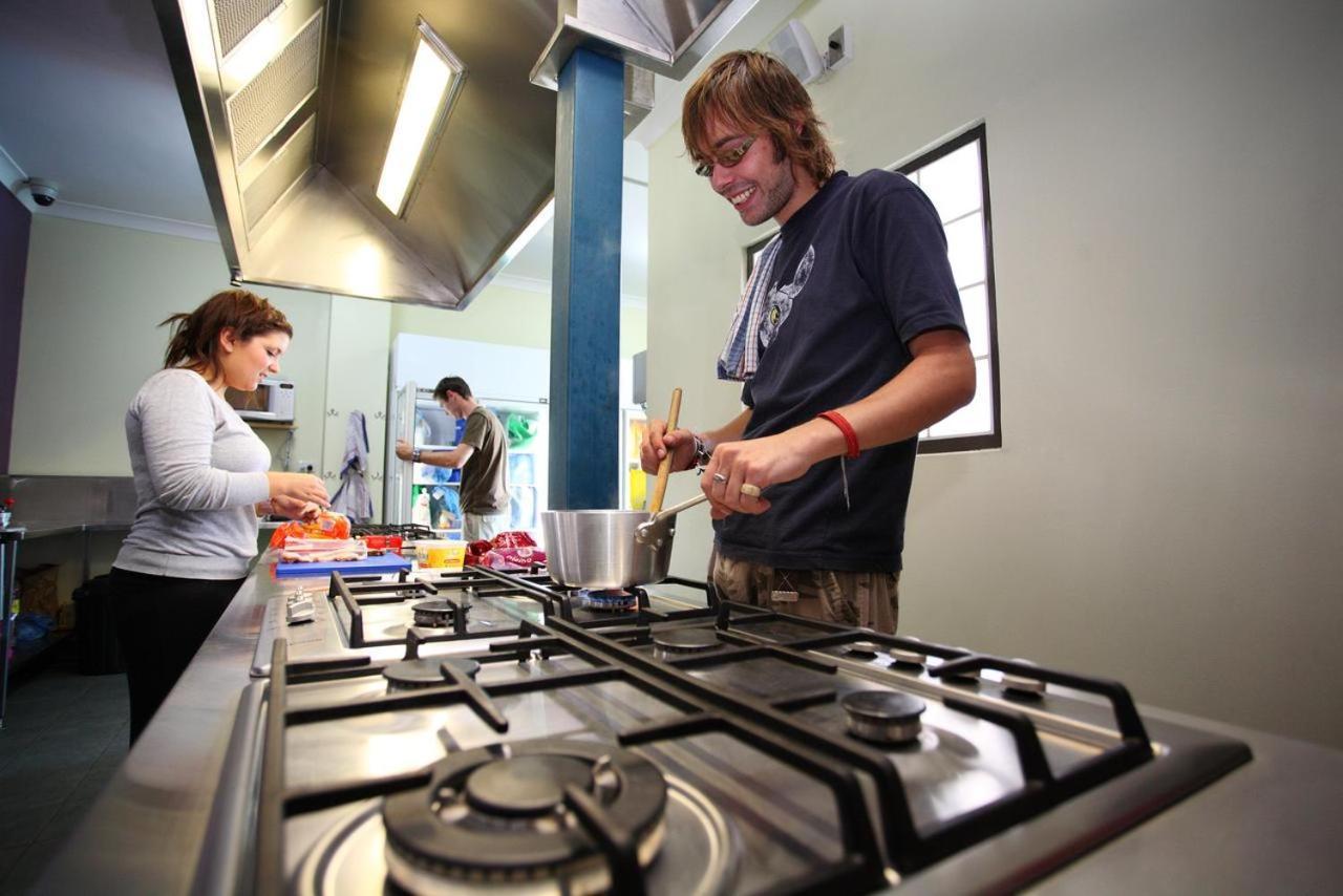 Chill Backpackers Hostel Brisbane Bagian luar foto